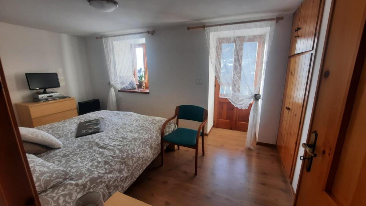 Casa Indipendente Val D'Ayas - Challand Saint Anselme Extérieur photo